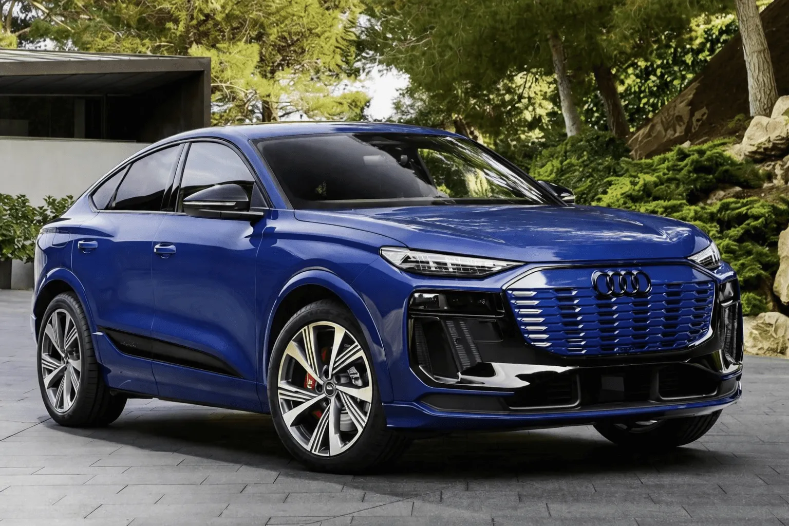 2024 Audi SQ6 e-tron